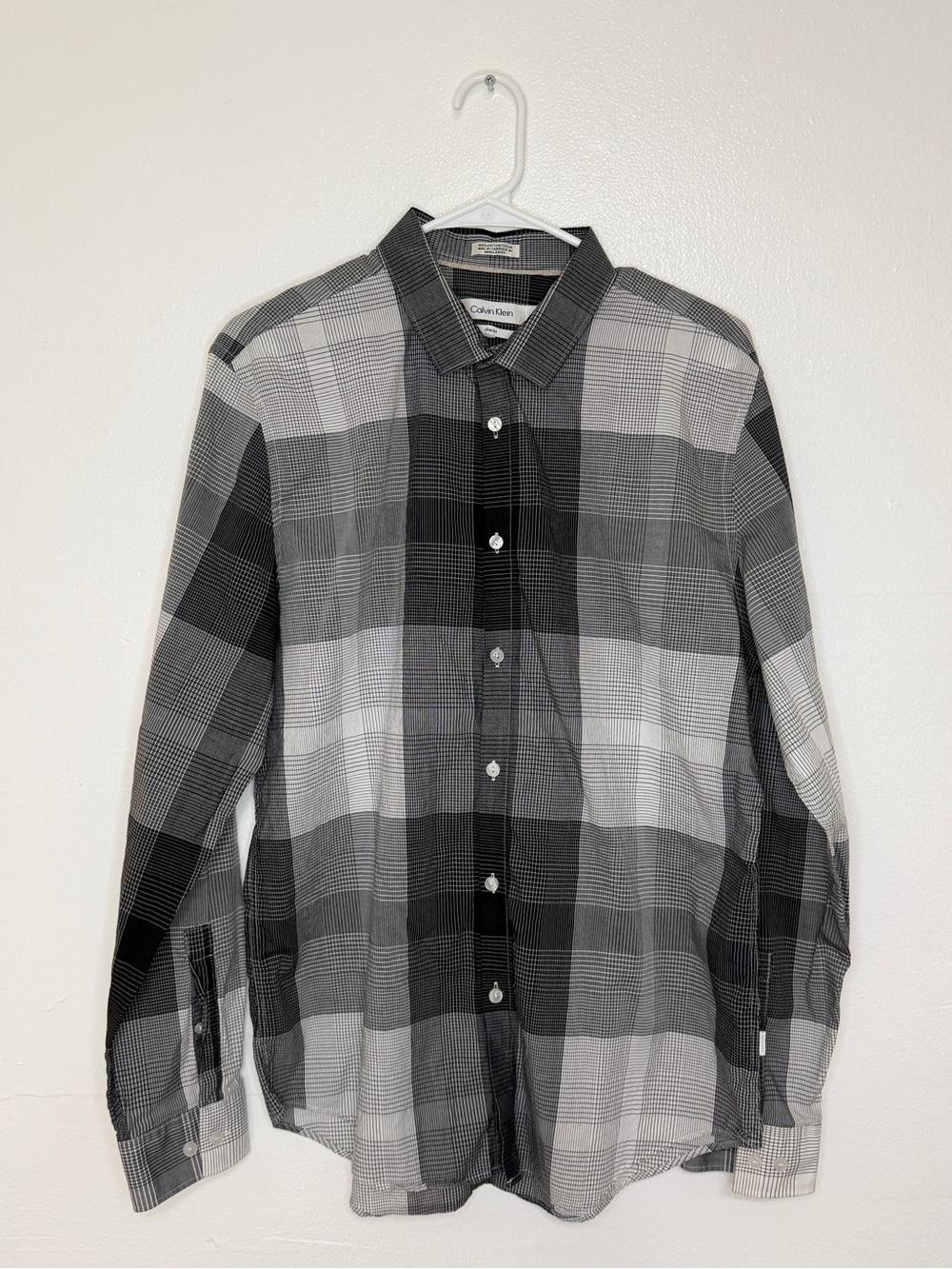 Calvin Klein Men’s Large Slim Fit Dress Shirt Bundle Lot of 2